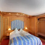 Augsburger Hof فندق