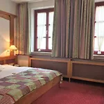 Augsburger Hof فندق 4*