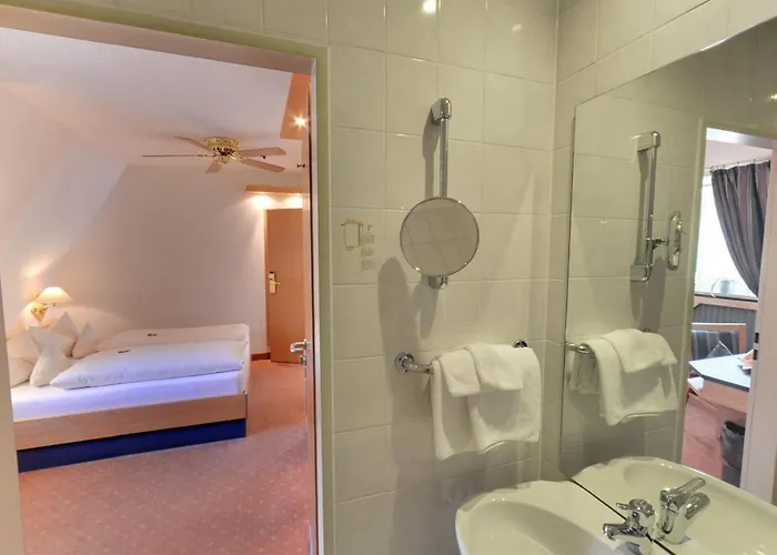 Augsburger Hof Hotel 4*