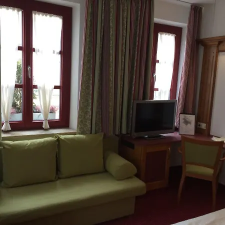 Augsburger Hof Отель 4*