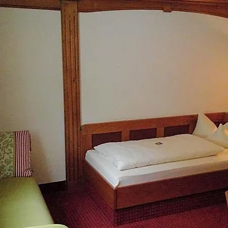 Augsburger Hof Отель 4*