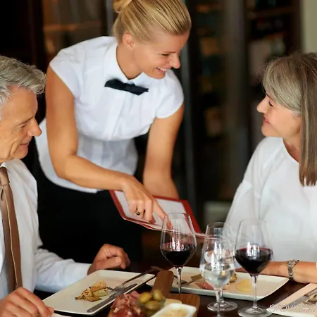 Hotel Augsburger Hof 4*